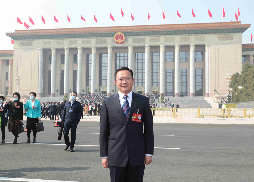 踏上新征程 奮楫再出發——中國樂凱全國人大代表參會側記